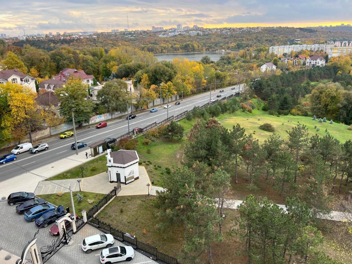 Luxury Apartment In The Superb Location Chişinau Exteriör bild
